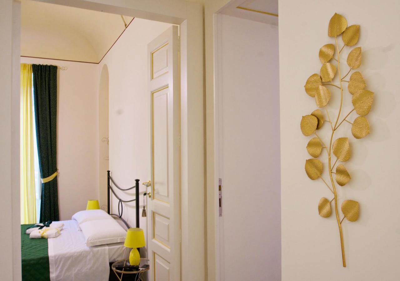 몬탈바노 엘리코나 Domus Aurea B&B 외부 사진