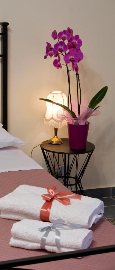 몬탈바노 엘리코나 Domus Aurea B&B 외부 사진